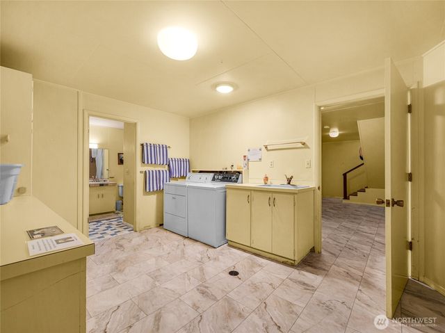 21909 Pacific Way, Ocean Park, WA 98640