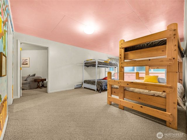 21909 Pacific Way, Ocean Park, WA 98640