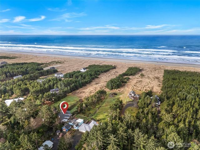 21909 Pacific Way, Ocean Park, WA 98640