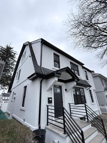 4539 171st Place, Flushing, NY 11358