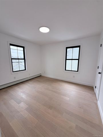 4539 171st Place, Flushing, NY 11358