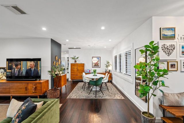 833 NW 6th Terrace, Boca Raton, FL 33486