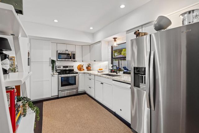 833 NW 6th Terrace, Boca Raton, FL 33486