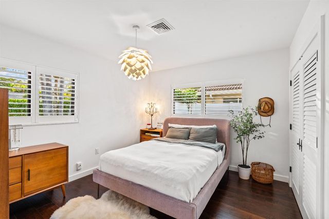 833 NW 6th Terrace, Boca Raton, FL 33486