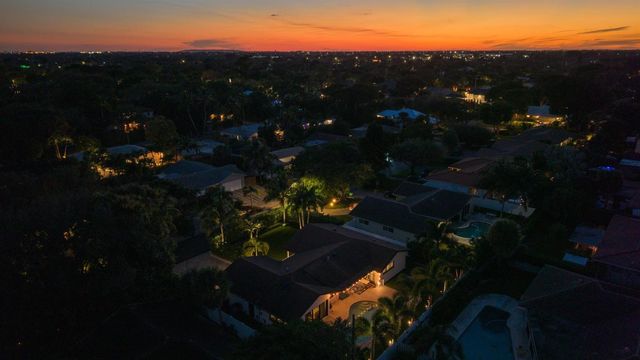 833 NW 6th Terrace, Boca Raton, FL 33486