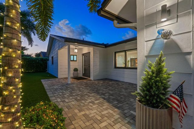 833 NW 6th Terrace, Boca Raton, FL 33486