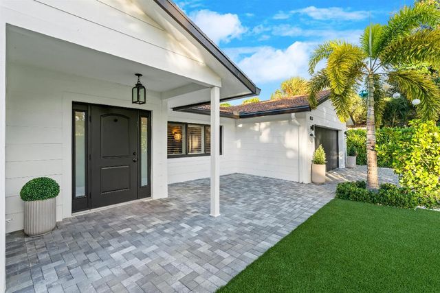 833 NW 6th Terrace, Boca Raton, FL 33486