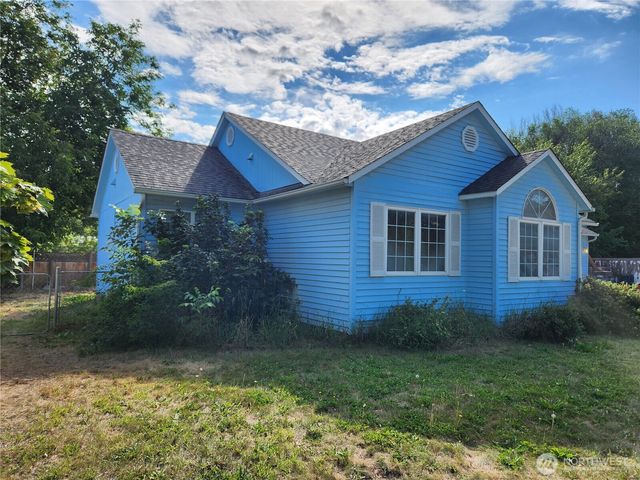 416 5th Avenue, Oroville, WA 98844