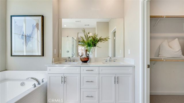 2817 E Amberley Privado, Ontario, CA 91762