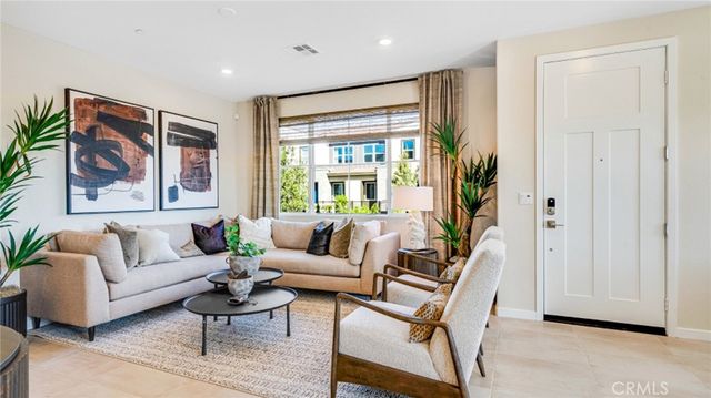 2817 E Amberley Privado, Ontario, CA 91762
