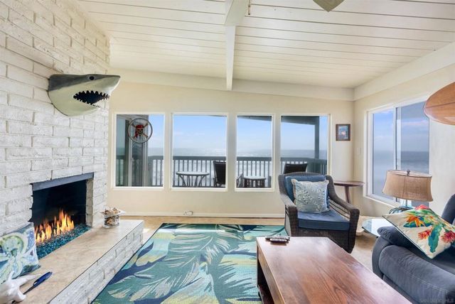1630 Seacoast Dr, Imperial Beach, CA 91932
