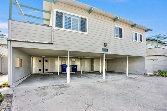 1630 Seacoast Dr, Imperial Beach, CA 91932
