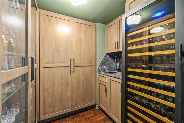 2903 W BAY COURT AVENUE, Tampa, FL 33611