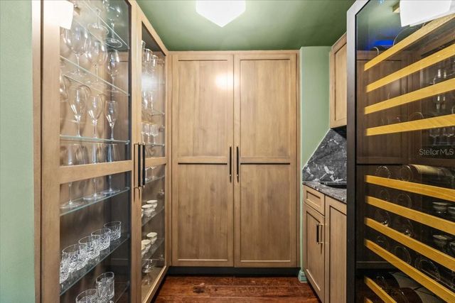 2903 W BAY COURT AVENUE, Tampa, FL 33611