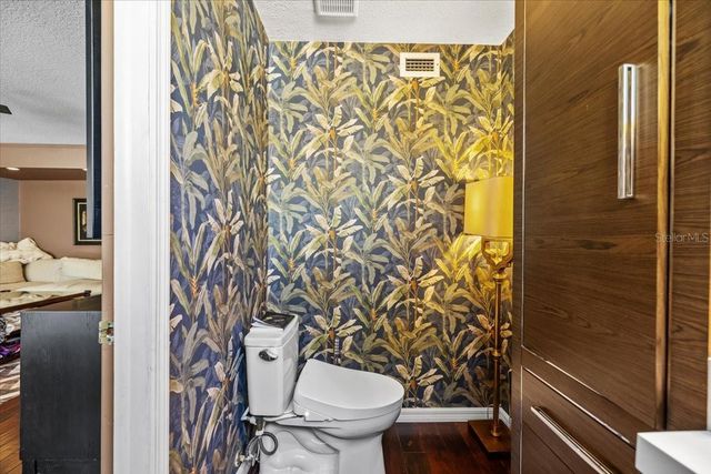 2903 W BAY COURT AVENUE, Tampa, FL 33611