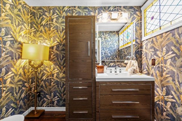 2903 W BAY COURT AVENUE, Tampa, FL 33611