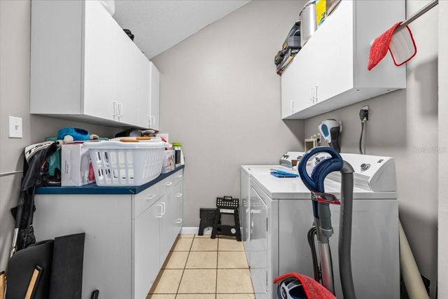 2903 W BAY COURT AVENUE, Tampa, FL 33611