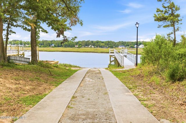1820 Harbour Edge Lane SW, Supply, NC 28462