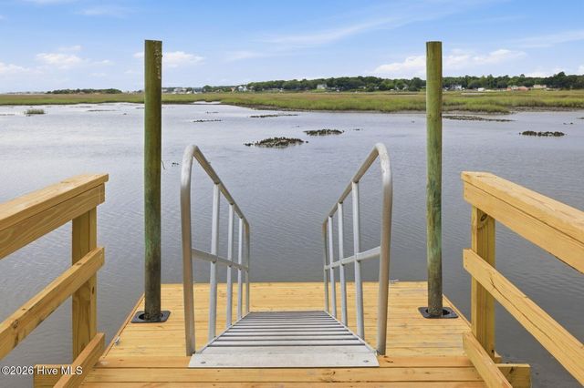 1820 Harbour Edge Lane SW, Supply, NC 28462
