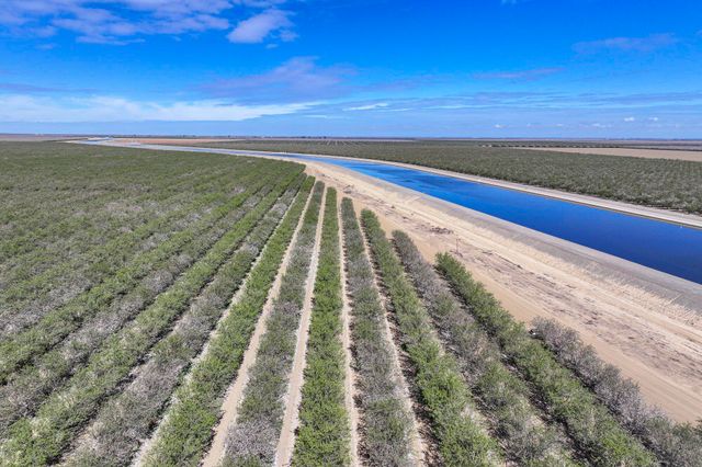 W Cerini Avenue, Cantua Creek, CA 93608