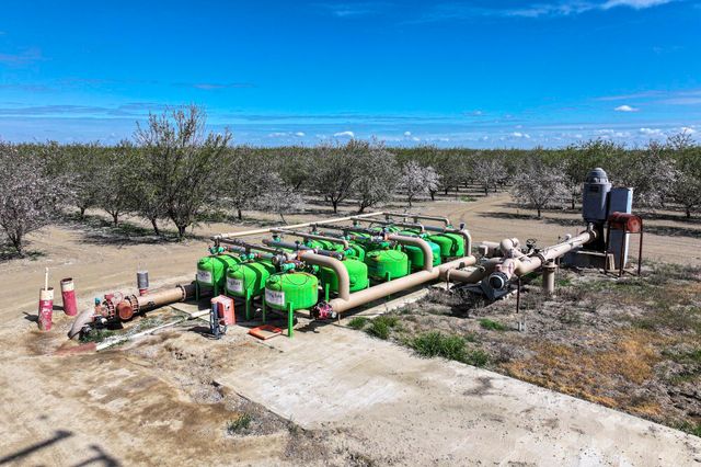 W Cerini Avenue, Cantua Creek, CA 93608