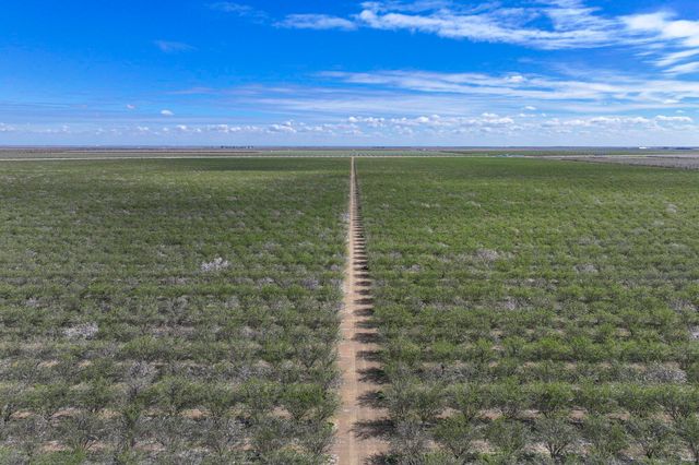 W Cerini Avenue, Cantua Creek, CA 93608