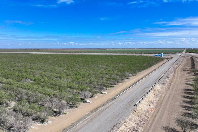 W Cerini Avenue, Cantua Creek, CA 93608