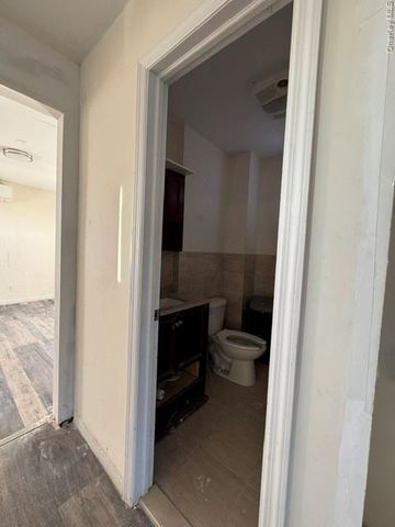 149-07 14 Avenue 2FL, Whitestone, NY 11357