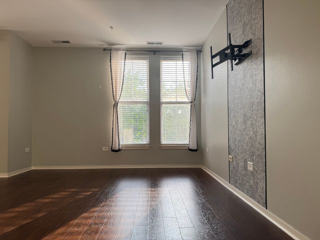 7753 Van Buren Street 305, Forest Park, IL 60130