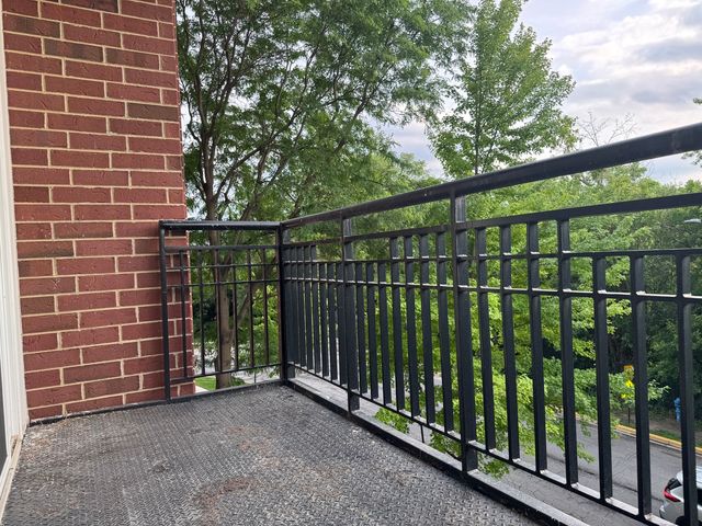 7753 Van Buren Street 305, Forest Park, IL 60130