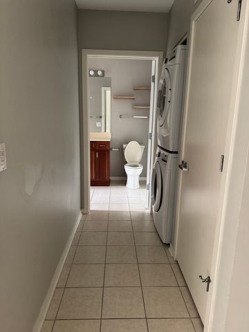 7753 Van Buren Street 305, Forest Park, IL 60130