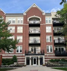 7753 Van Buren Street 305, Forest Park, IL 60130