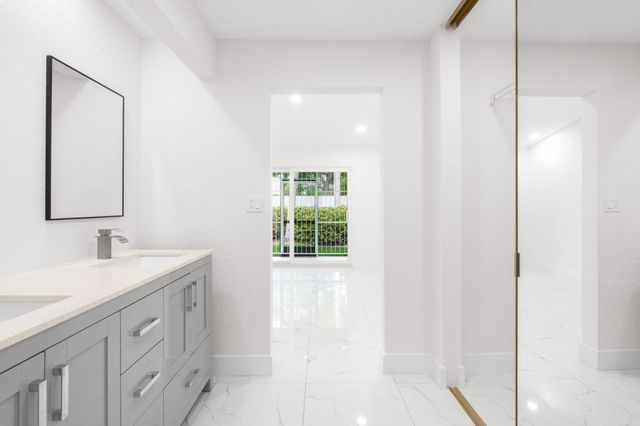 6702 N Pine Island Road 6702, Tamarac, FL 33321