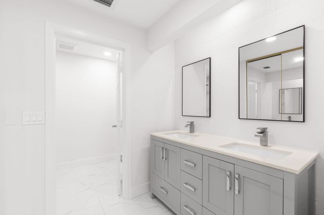 6702 N Pine Island Road 6702, Tamarac, FL 33321