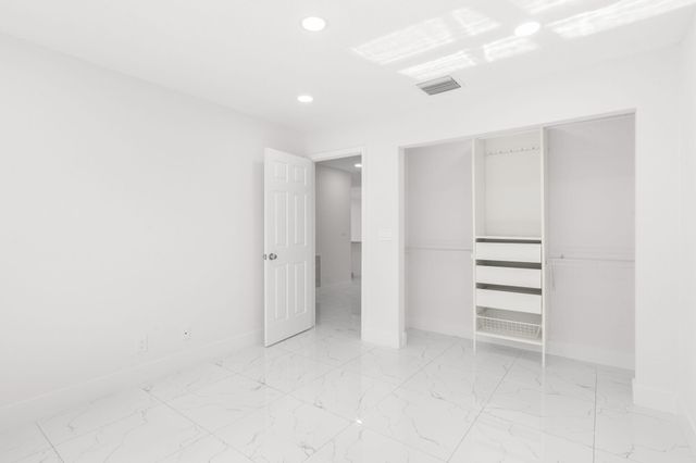 6702 N Pine Island Road 6702, Tamarac, FL 33321