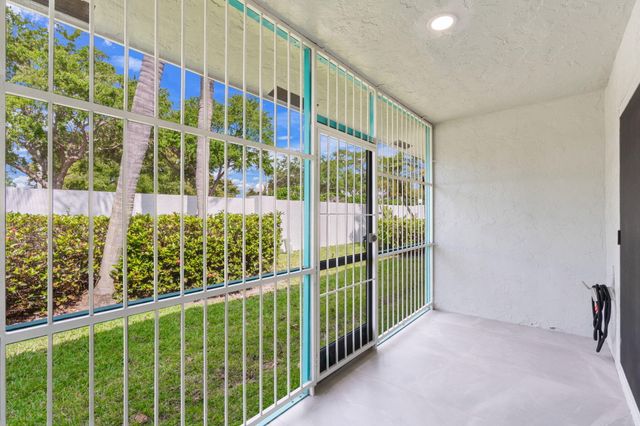 6702 N Pine Island Road 6702, Tamarac, FL 33321