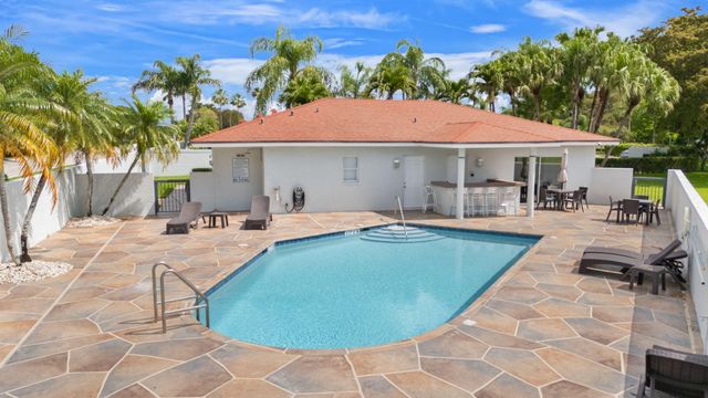 6702 N Pine Island Road 6702, Tamarac, FL 33321