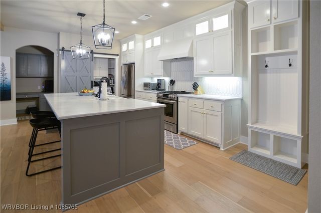 8115 Donnington Court, Fort Smith, AR 72916