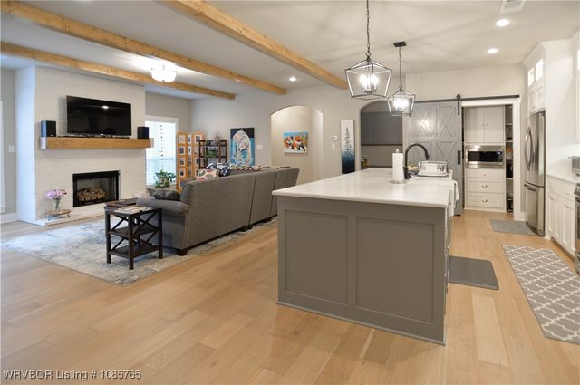 8115 Donnington Court, Fort Smith, AR 72916