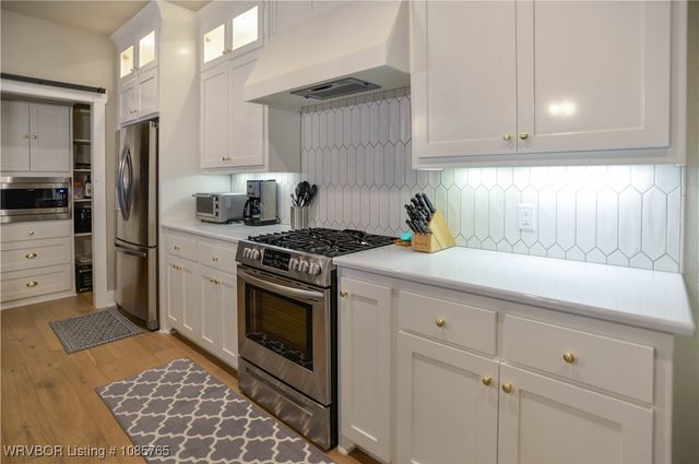 8115 Donnington Court, Fort Smith, AR 72916