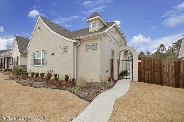 8115 Donnington Court, Fort Smith, AR 72916