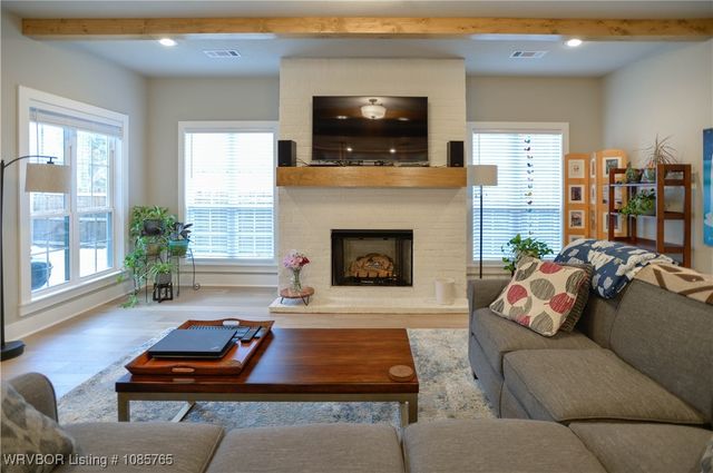 8115 Donnington Court, Fort Smith, AR 72916