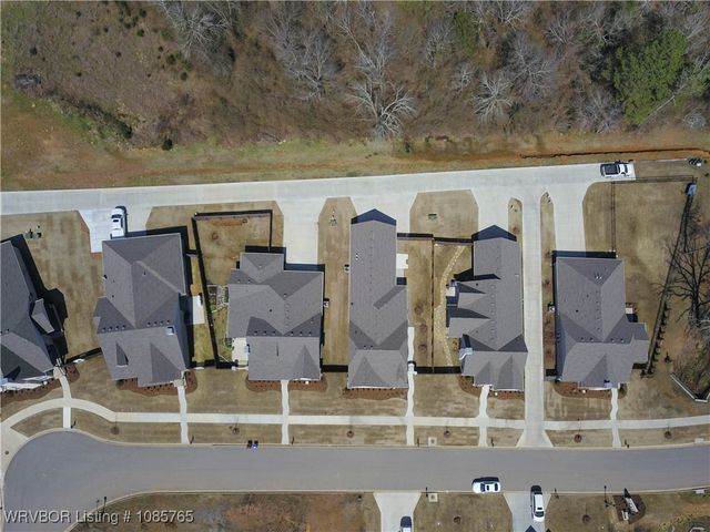 8115 Donnington Court, Fort Smith, AR 72916