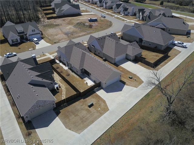 8115 Donnington Court, Fort Smith, AR 72916