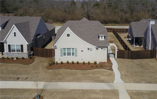 8115 Donnington Court, Fort Smith, AR 72916