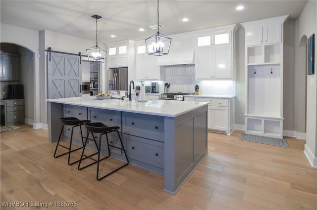 8115 Donnington Court, Fort Smith, AR 72916