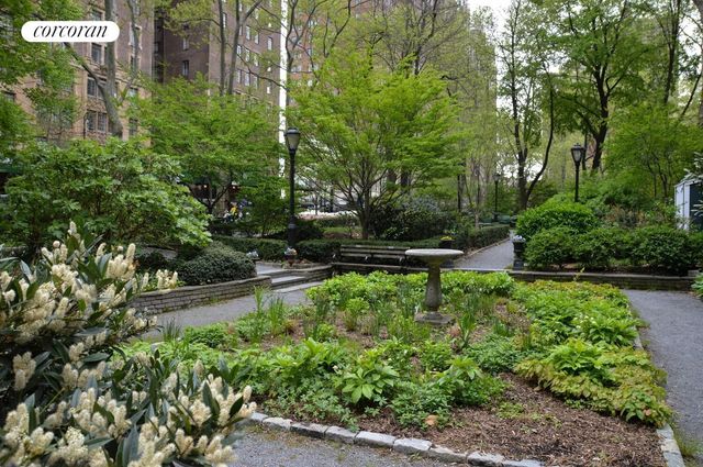 5 Tudor City Pl Apt 912, New York City, NY 10017