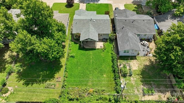 3712 S Knoxville Avenue, Tulsa, OK 74135