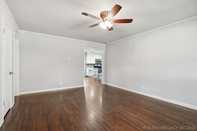 3712 S Knoxville Avenue, Tulsa, OK 74135