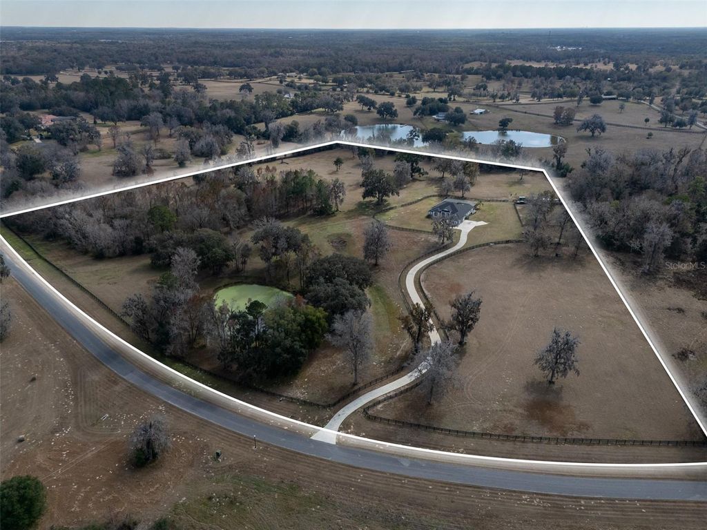 Image 2 of property listing at 11920 SE 22ND AVENUE ROAD, Ocala, FL 34480